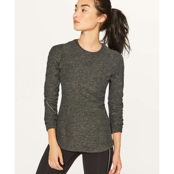 lululemon athletica Tops - Lululemon Extra Mile Long Sleeve Shirt Cuffins Heathered Utilitarian Size 2